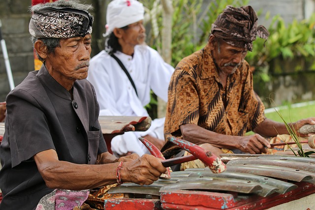 Indonesia's Traditional Arts and Crafts A Glimpse into Local Artistry
