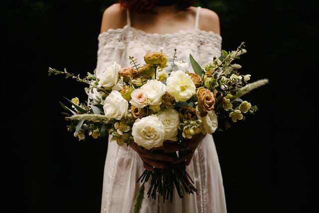 The Most Popular Wedding Flowers and Their Meanings